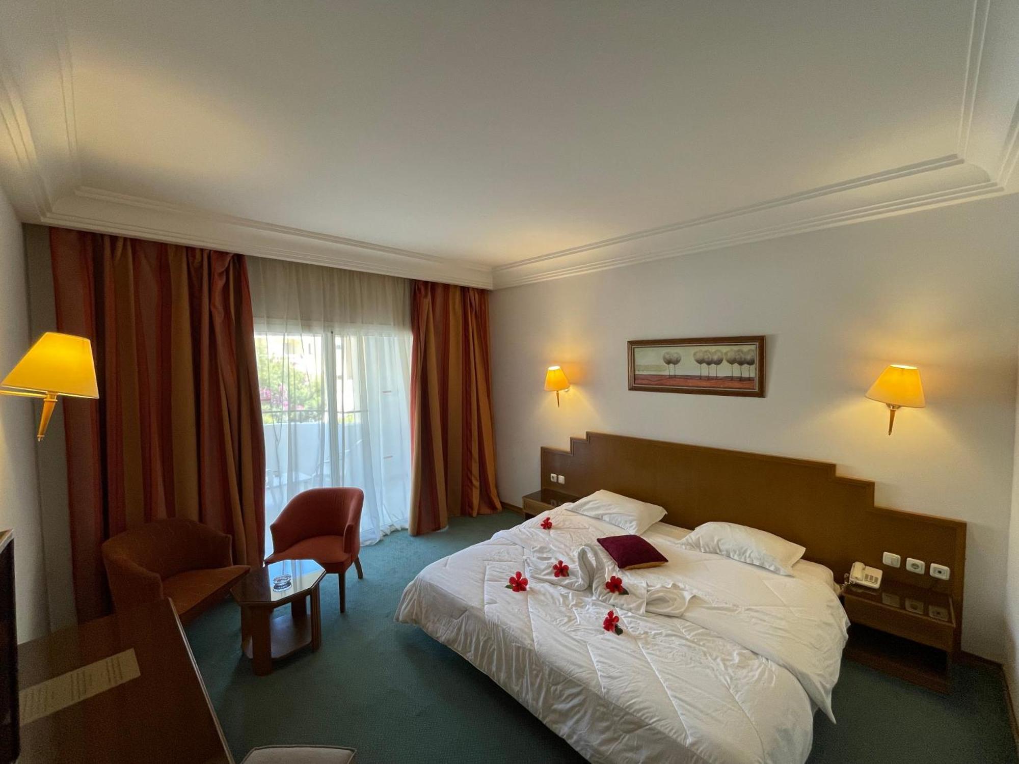 Marina Palace Yasmine Buitenkant foto