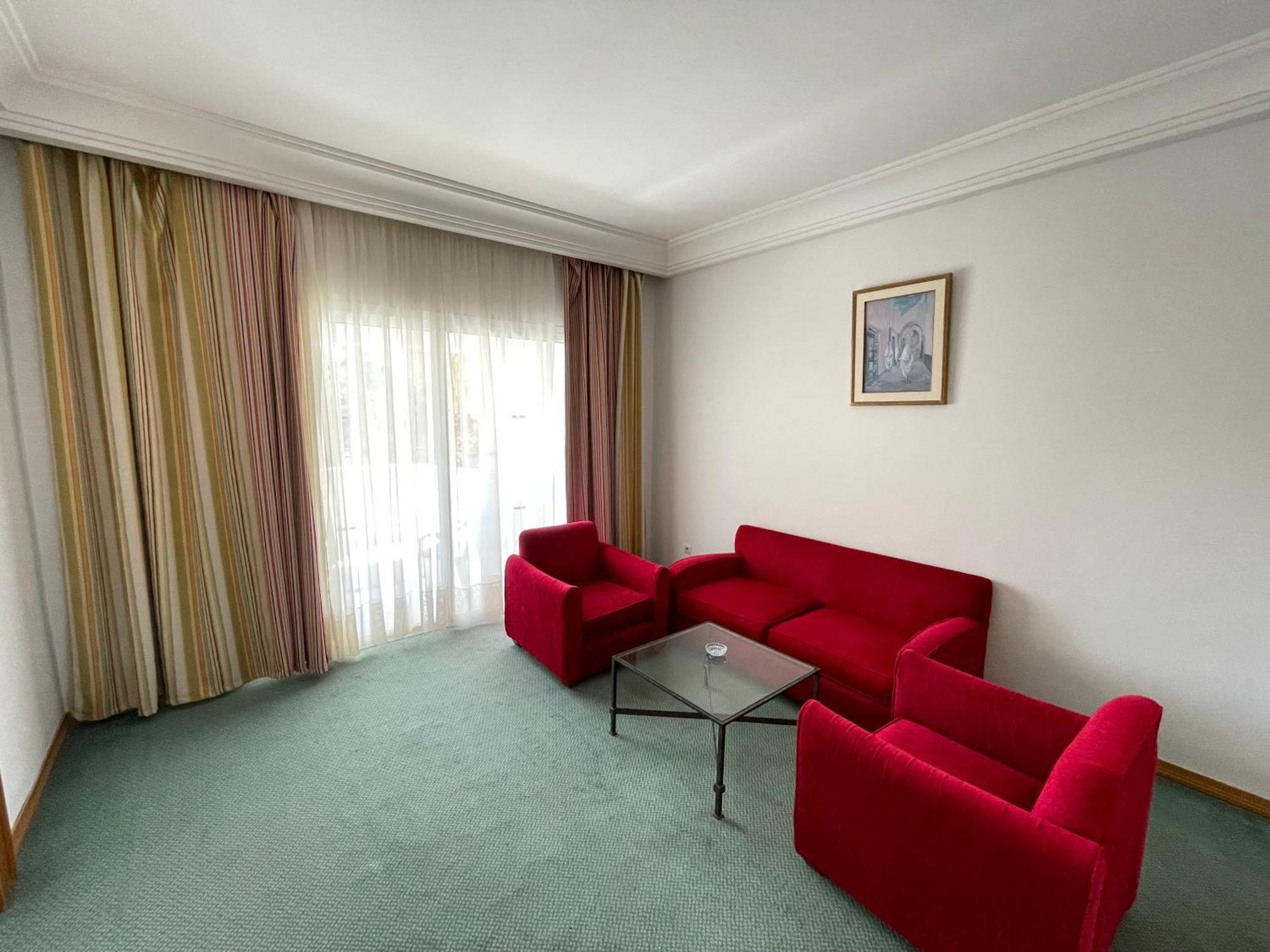 Marina Palace Yasmine Buitenkant foto