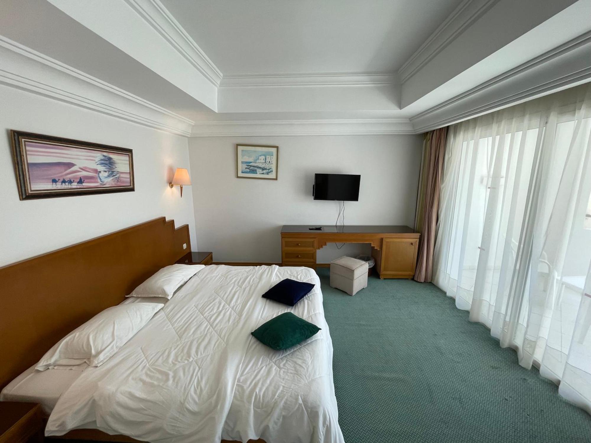Marina Palace Yasmine Buitenkant foto