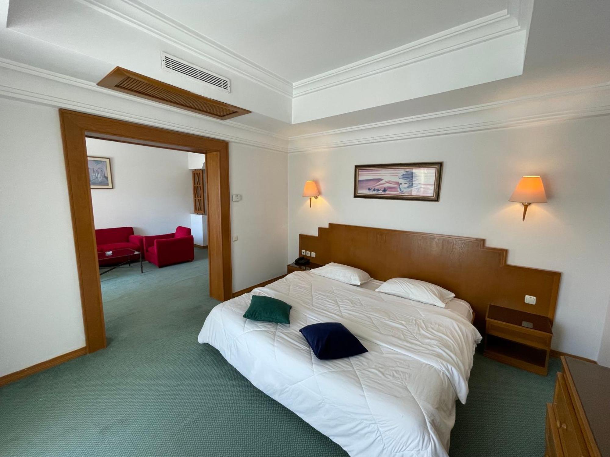 Marina Palace Yasmine Buitenkant foto