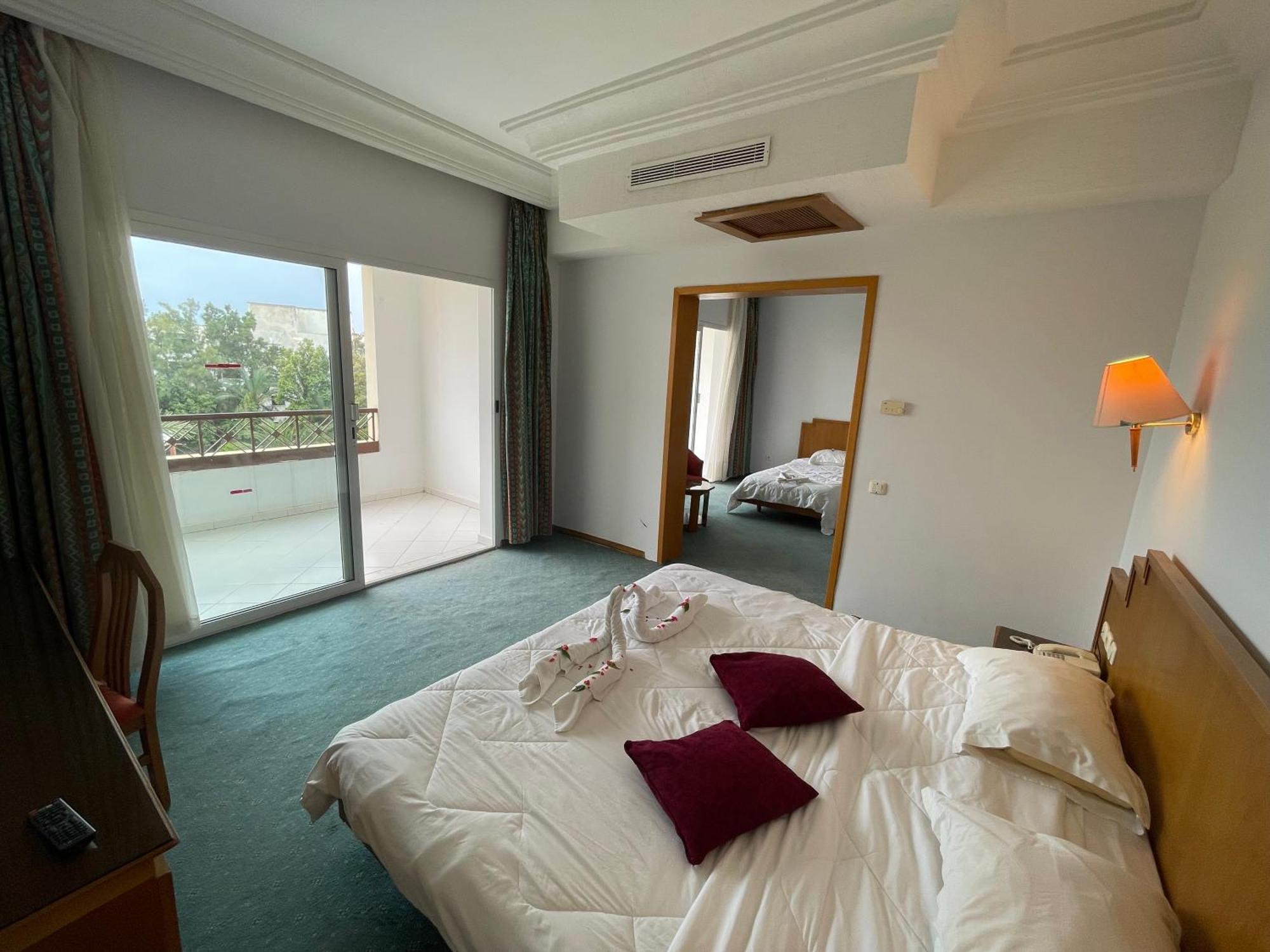 Marina Palace Yasmine Buitenkant foto