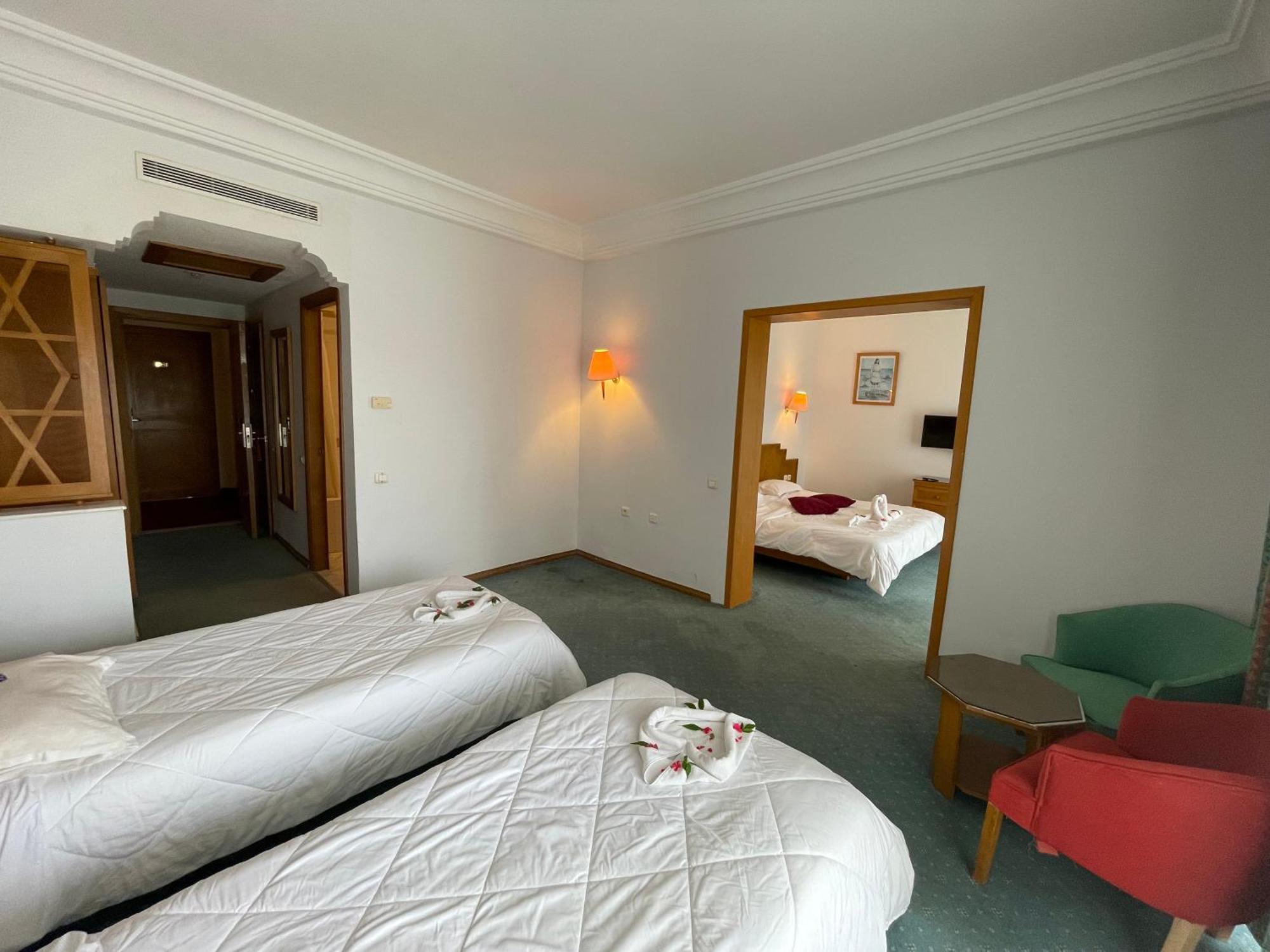 Marina Palace Yasmine Kamer foto